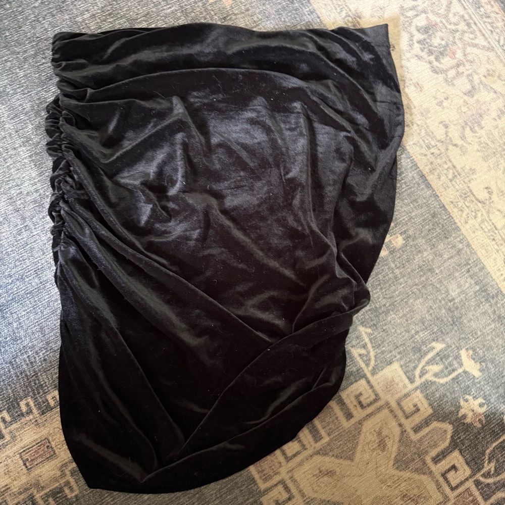 Express Black Ruched Skirt - Picture 6 of 6
